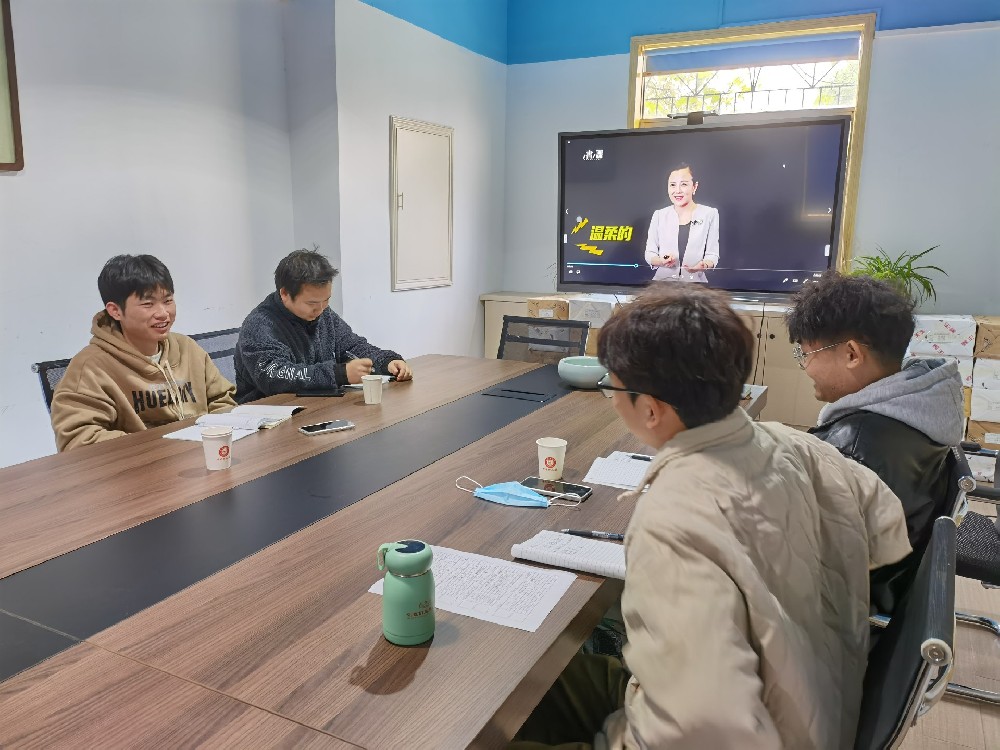 “后浪”啟航丨2022年新浪潮秋季第一期實習(xí)生培訓(xùn)班圓滿完成